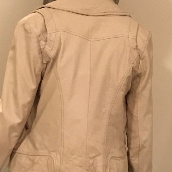 Cream leather hoodie jacket. - Picture 4 of 5